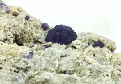 Fluorite violette, Bois-le-Duc, Foisches, Pointe de Givet, Ardennes.