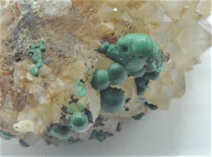 Malachite sur Quartz, Bouche Payrol, Brusque, Aveyron.