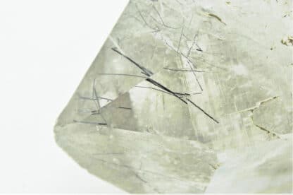 Quartz à inclusions de Ménéghinite et Stibiconite, La Lauzière, Savoie.