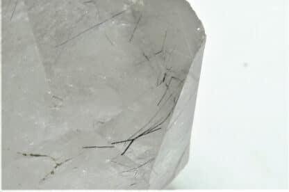 Quartz à inclusions de Ménéghinite et Stibiconite, La Lauzière, Savoie.