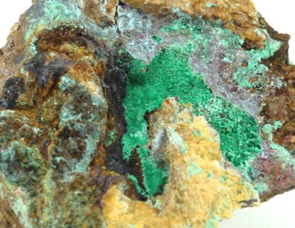 Malachite, Cuprite, Aurichalcite, carrière de Laguépie, Tarn-et-Garonne.