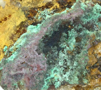 Cuprite, Aurichalcite, Malachite, carrière de Laguépie, Tarn-et-Garonne.