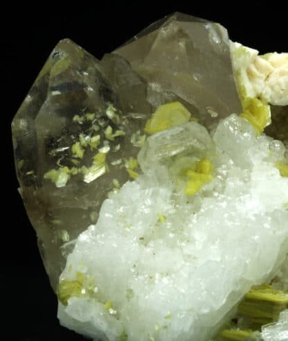 Cleavelandite, mica, quartz, Saint-Chély-d'Apcher, Lozère.