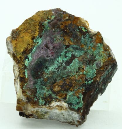 Cuprite, carrière de Laguépie, Tarn-et-Garonne.