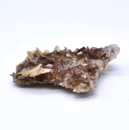 Axinite, calcite et quartz de l'Oisans, Isère.