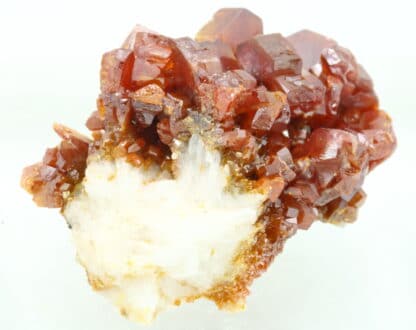 Vanadinite, Mibladen, province de Midelt , Maroc.