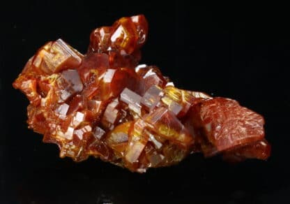 Vanadinite (cristal creux), Mibladen, province de Midelt , Maroc.