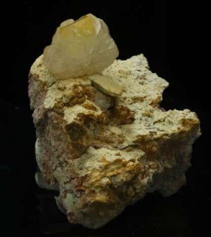 Cérusite maclée, Mine de Tsumeb, Tsumeb, région d'Oshikoto, Namibie.