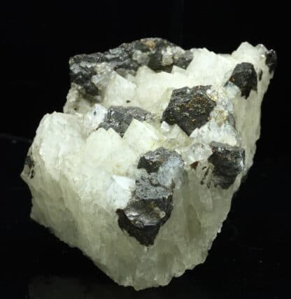Sphalérite sur quartz, Cavnic, Maramureș, Roumanie.