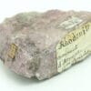 Rhodonite massive, Arreau, Hautes-Pyrénées, en région Occitanie.