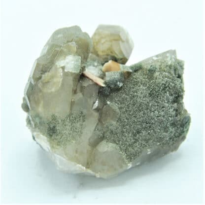 Sphène (Titanite) et Adulaire sur Quartz chloriteux, Massif de la Lauzière, Savoie.