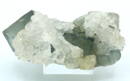 Fluorite et quartz, Le Burg, près d’Alban dans le Tarn.