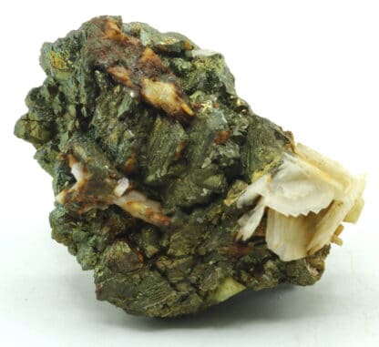 Chalcopyrite et baryte, mine de Marsanges, Langeac, Haute-Loire.