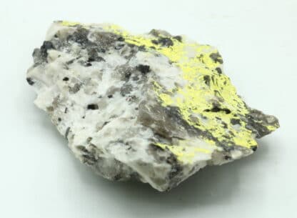 Phurcalite, Merrivale Quarry, Whitchurch, Devon, Royaume-Uni.