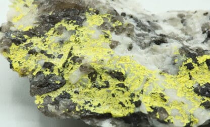 Phurcalite, Merrivale Quarry, Whitchurch, Devon, Royaume-Uni.