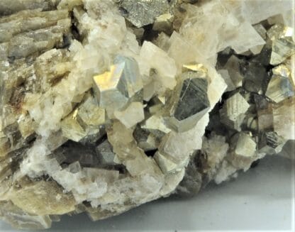 Sidérite, Dolomite et Quartz, Mine de Saint-Pierre-de-Mésage, Isère.