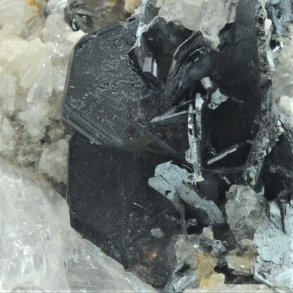 Hématite et Rutile, Val Cavradi, Grisons, Suisse.