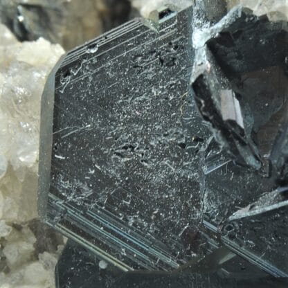 Hématite et Rutile, Val Cavradi, Grisons, Suisse.