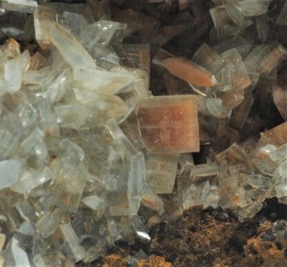 Baryte (Barytine) bleue hématoïde, Les Redoutières, Chaillac, Indre.