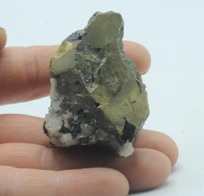 Chalcopyrite sur Quartz, Avec étiquette Deyrolle, Oisans, Isère.