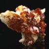 Vanadinite rouge sur baryte crêtée, Mibladen, Maroc.