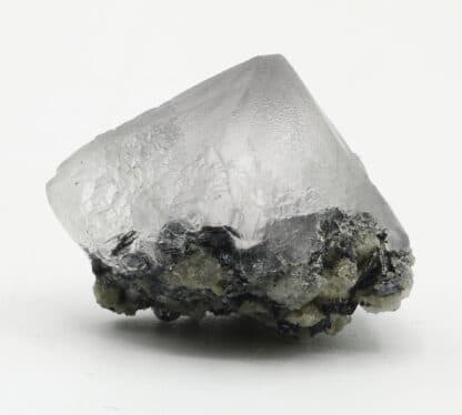 Fluorine violette, hématite, massif du Mont-Blanc, Haute-Savoie.