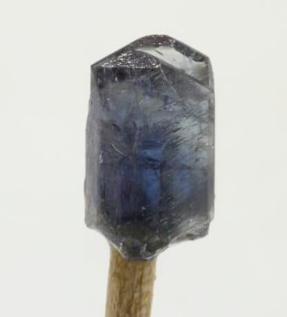 Cristal de Tanzanite, Umba vallée, Usumburu, Tanzanie.