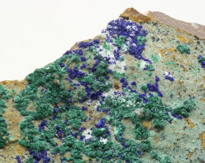 Azurite, malachite et quartz, origine Maroc.