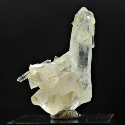 Quartz avec 2 macles de la Gardette, Mine des Halles, Vaulnaveys, Isère.