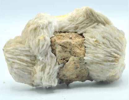 Baryte (Barytine) pompons, Mine du Bleymard, Le Bleymard, Lozère.