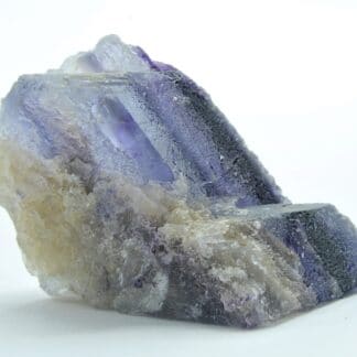 Fluorite bicolore, carrière du Boltry, Seilles, Belgique.