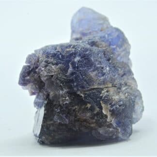 Fluorite (Fluorine) bleue à violette, carrière du Boltry, Seilles, Belgique.