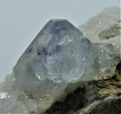 Fluorine (Fluorite), Bor Pit, Dalnegorsk, Sibérie, Russie.