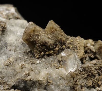 Baryte en sifflet, Ribiers, Val Buëch-Méouge, Hautes-Alpes.