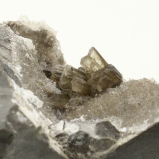 Baryte et quartz, Ribiers, Val Buëch-Méouge, Hautes-Alpes.