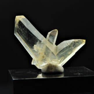 Quartz en macle du Japon (ou de la Gardette), Les Halles, Vaulnaveys, Isère.