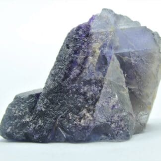 Fluorite bicolore, carrière du Boltry, Seilles, Belgique.