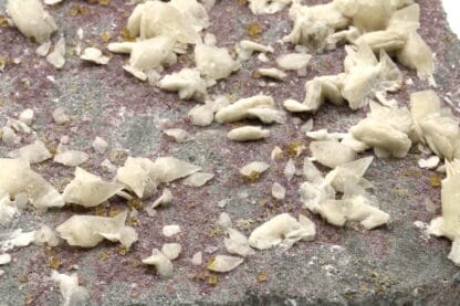 Calcite, Baryte et Fluorite, Les Farges, près d'Ussel, Corrèze.