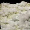 Okénite et Gyrolite, District de Pune, Maharashtra, Inde.