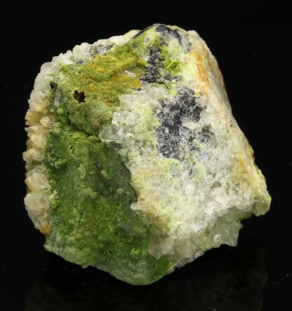 Pyromorphite et fluorite sur galène, L’Argentolle, Saône-et-Loire.