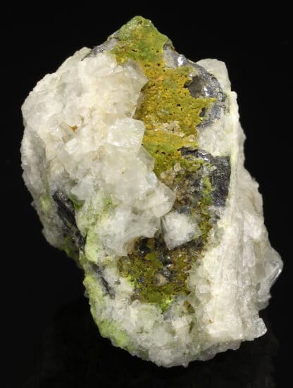 Pyromorphite et fluorite sur galène, L’Argentolle, Saône-et-Loire.