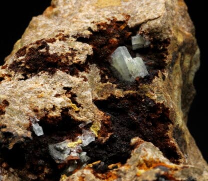 Baryte bleue, Mas Dieu, Laval-Pradel, Gard.