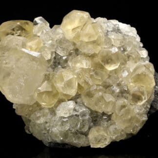 Calcite de la mine de Trèves dans le Gard, France.