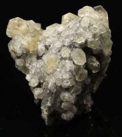 Calcite de la mine de Trèves dans le Gard, (Cévennes).