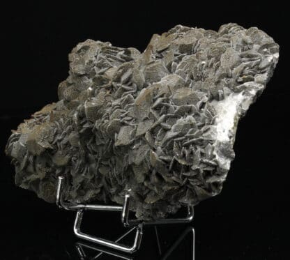 Pyrite sur calcite, mine de Salsigne, Mas Cabardès, Aude.