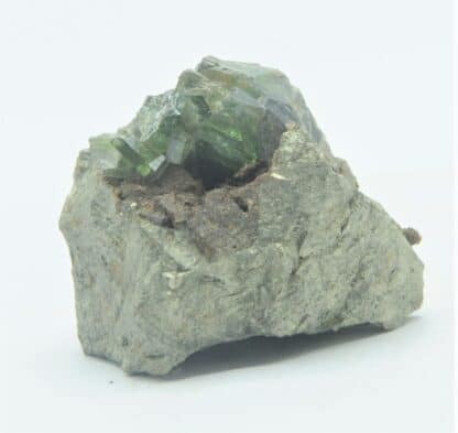 Ludlamite sur Pyrite, mine de Salsigne, Mas Cabardès, Aude.