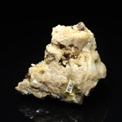 Axinite et quartz, Bourg d'Oisans, Isère