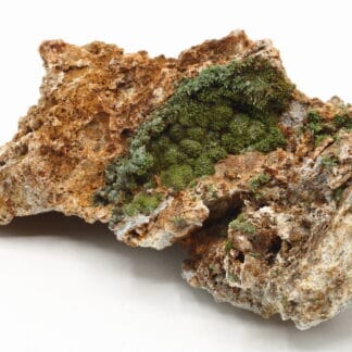 Pyromorphite verte de la mine de Vézis, dans l'Aveyron.