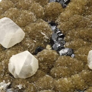 Calcite, blende et sidérite, carrière de Peyrebrune, Tarn.