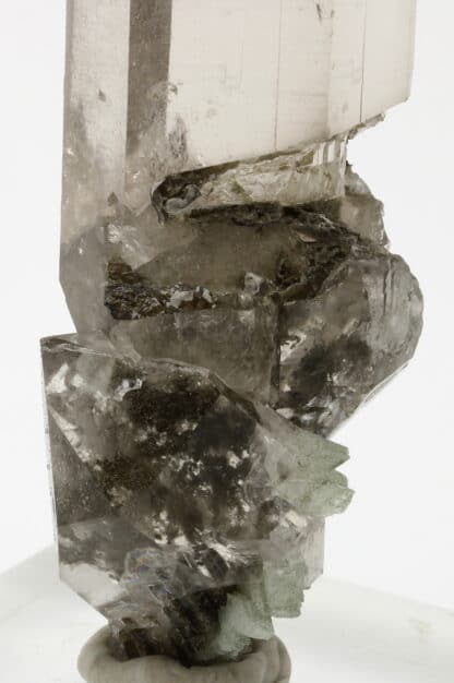 Quartz fumé, adulaire et épidote, piste des chamoix, Chamonix, Haute-Savoie.